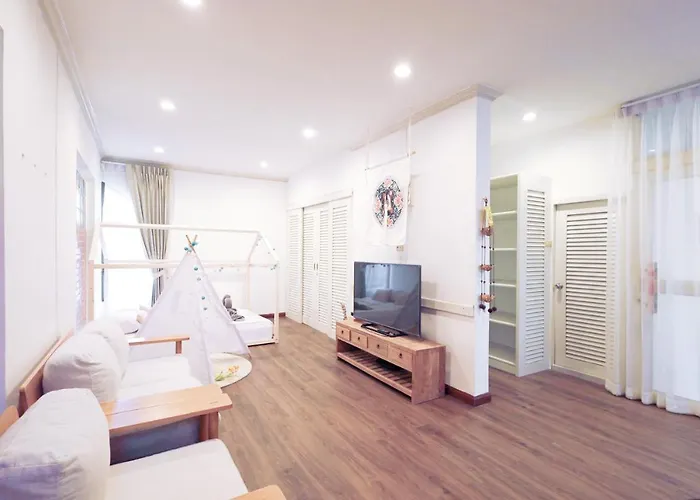 Ratchada Retreat Boutique 1